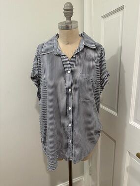 Cosmic Blue Love. Short Sleeve Blouse. Blue & White Stripe 1x Rayon. Button Down